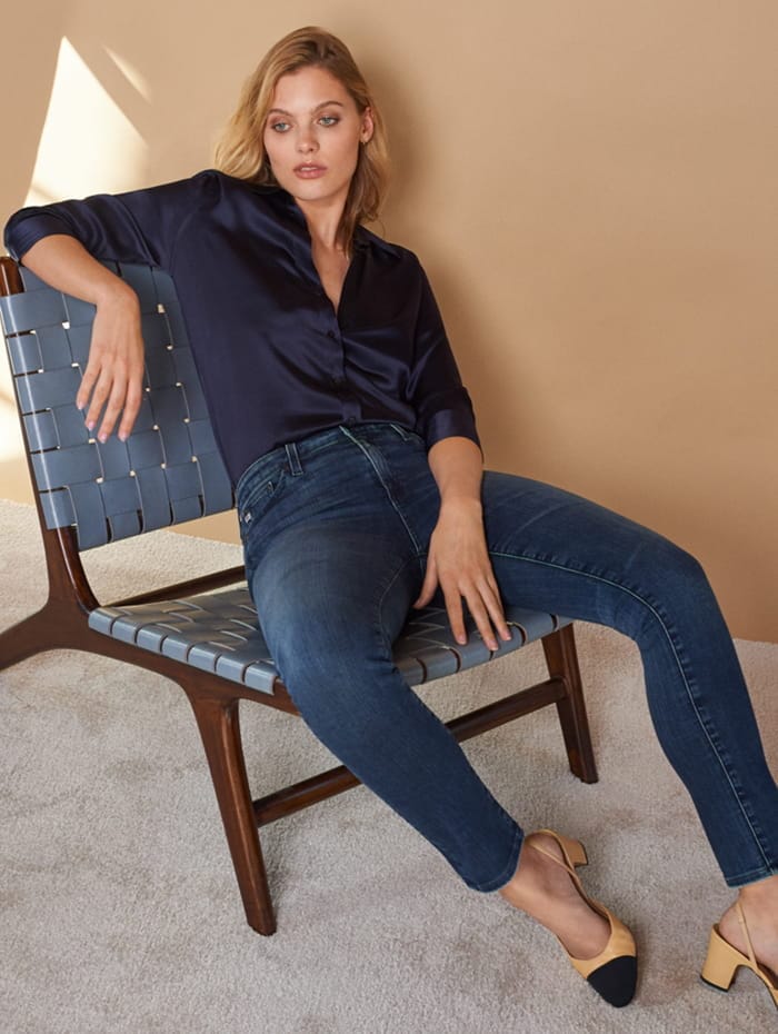 Slim best sale jeans outfit